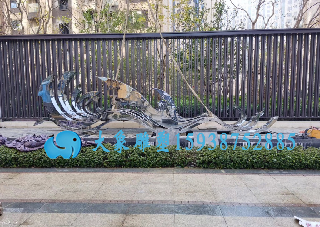 河南不銹鋼雕塑為什么會被越來越多的人選擇？(圖4)